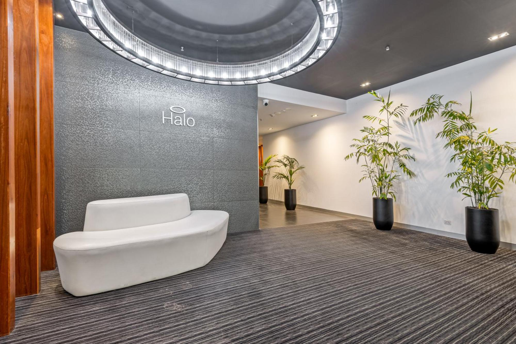Complete Host Halo Apartments 멜번 외부 사진